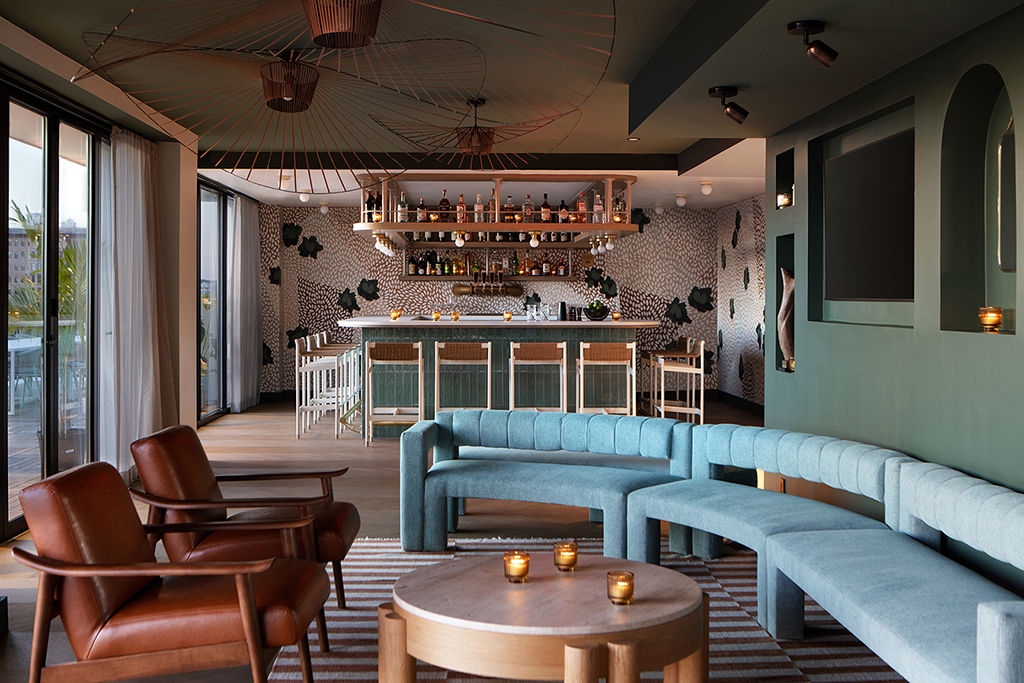 Lady Bird Bar