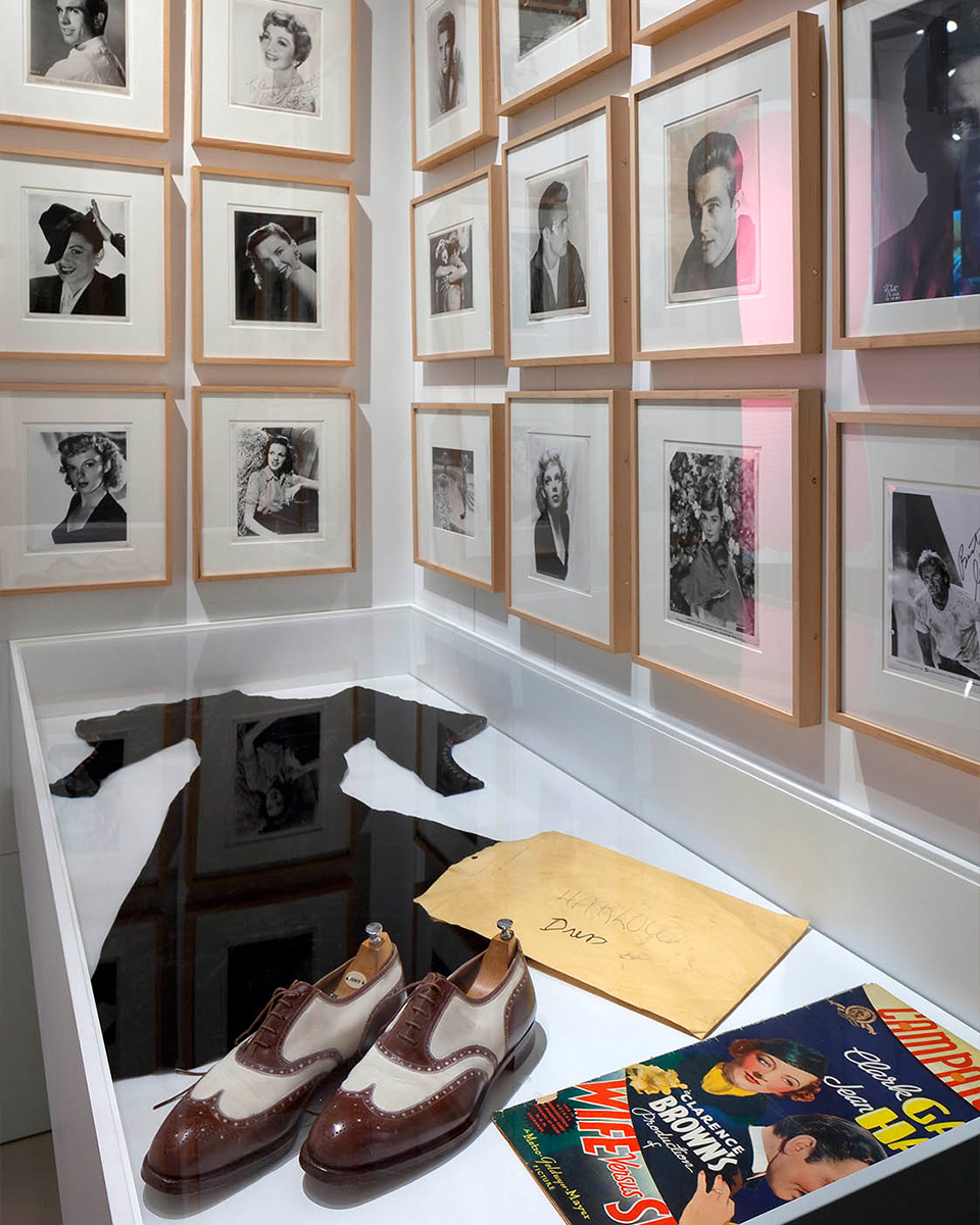 Andy Warhol: Stars of The Silver Screen