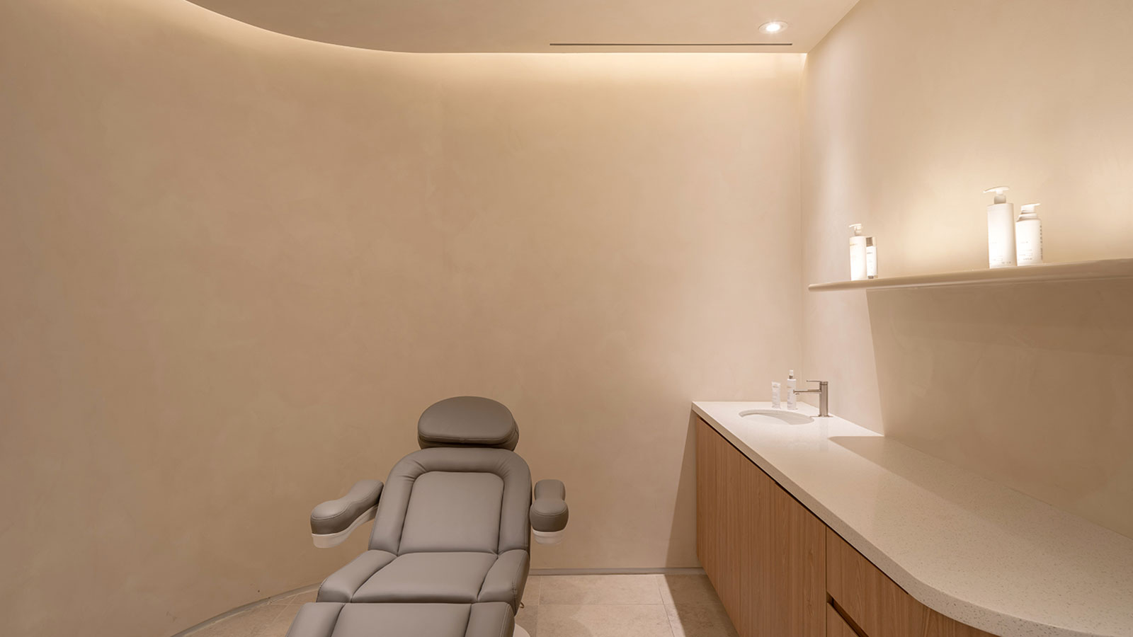 The Clinica